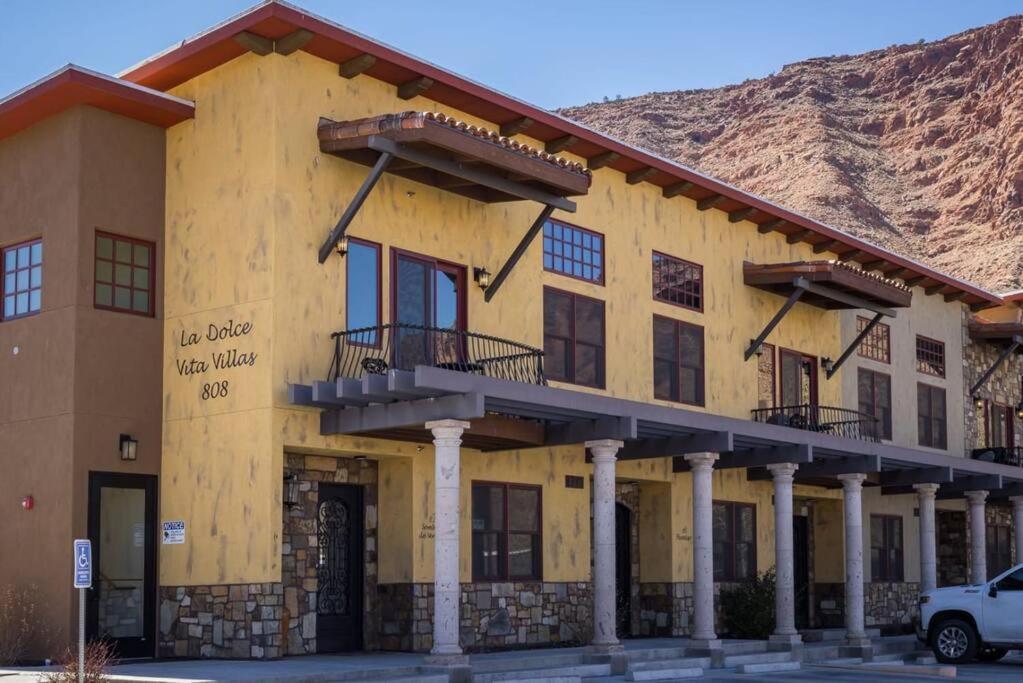 Luxury Downtown Rental - La Dolce Vita Villa #3 Moab Eksteriør bilde